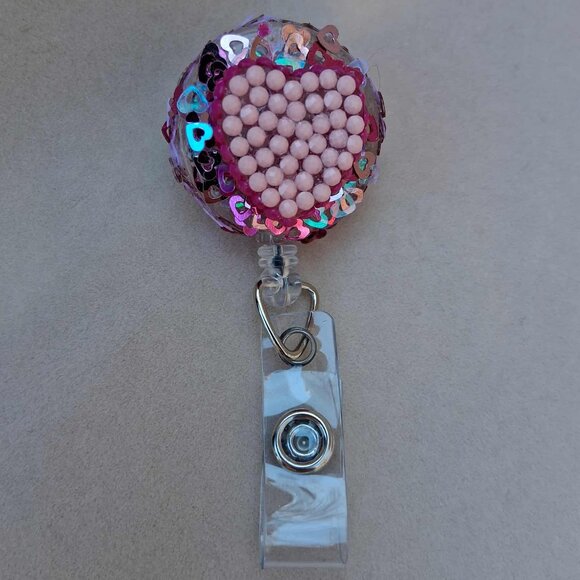 Heart Badge Reel - Picture 1 of 2